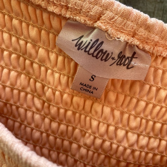 Willow Root Crepe Backless Dress with Balloon Sleeves - Picture 3 of 3